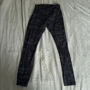 Alphalete Camo Leggings